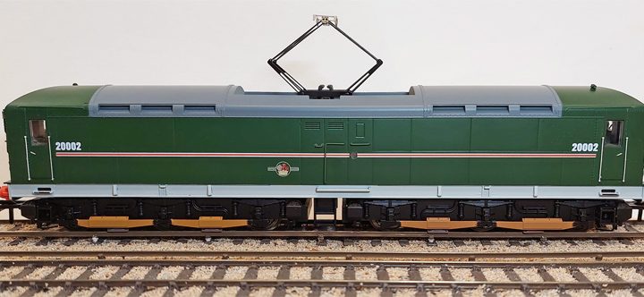 EFE E82004 Bulleid Booster locomotive in BR lined Southern green, with pantographs raised, plainer bodyside view