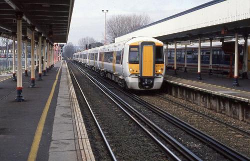 se235
